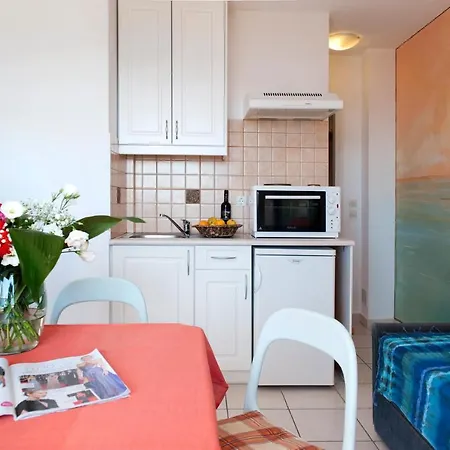 Glyfada House On The Beach *