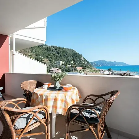 Glyfada House On The Beach *