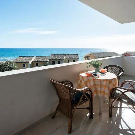 Glyfada House On The Beach *